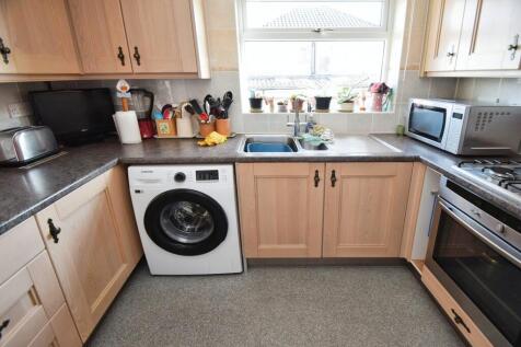 f4e3824f-Kitchen ...