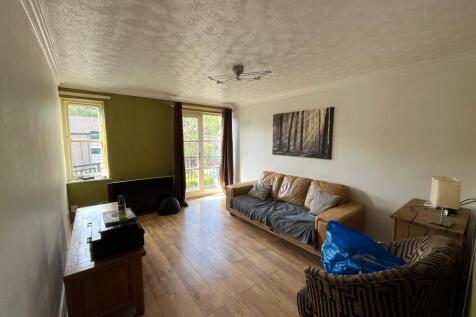 Lumley Close, Oxclose, Washington, Tyne and Wear, NE38 photo 3