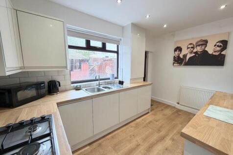 Goodlad Street, Bury photo 5