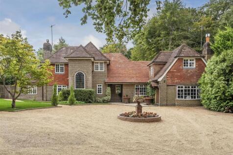 East Grinstead, RH19 - property photo