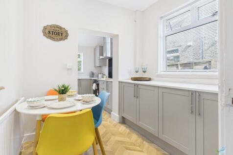 CAM03111G0-PR0377...