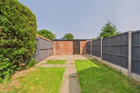 CAM01909G0-PR0345-STILL022