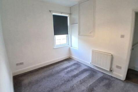 100 Westmorland Street, Barrow-In-Furness photo 4
