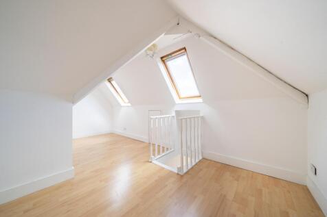 Attic Room/Bedroom 3