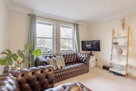Living Room/Diner