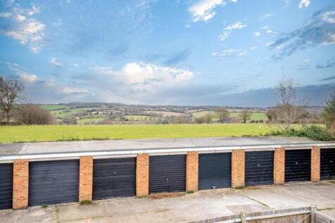 Garage In Block