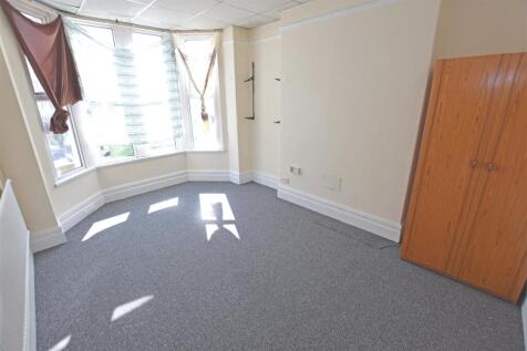 Front Room.jpg