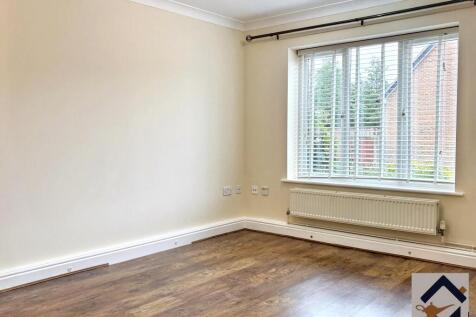 Newlyn Place, Fishermead, Milton Keynes photo 3