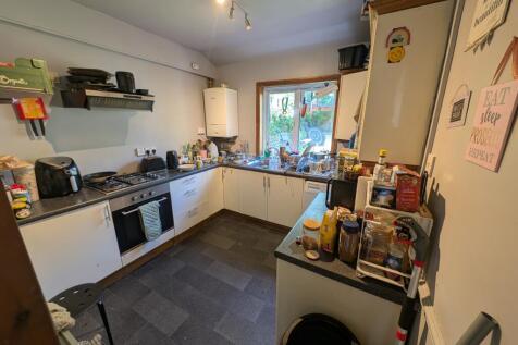 Room 1, Church Road, Horfield photo 5