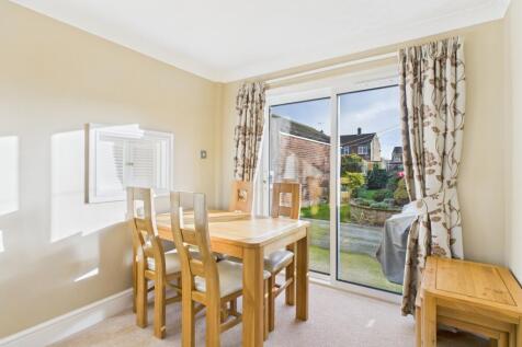 CAM03162G0-PR0369-STILL018