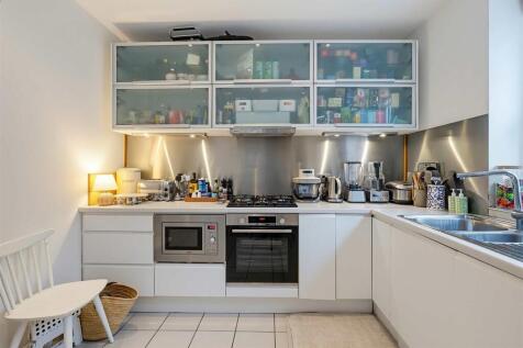 Kitchen 1.jpg