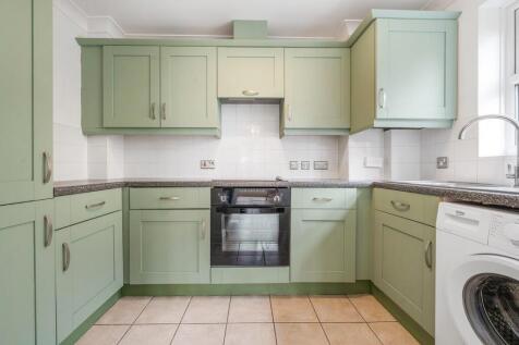 Kitchen.JPG