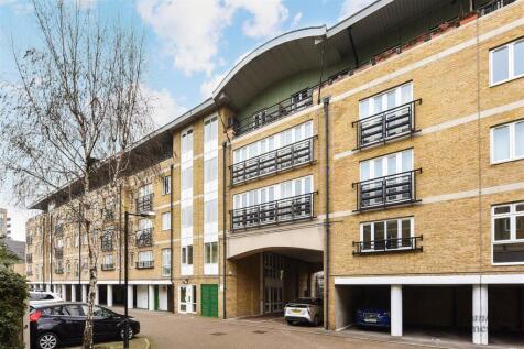 26, Locksons Close (14).JPG