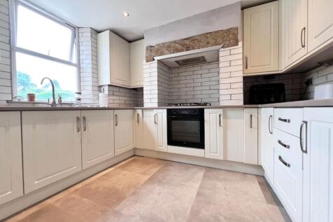 Lascelles Hall Road, Huddersfield, HD5 photo 3