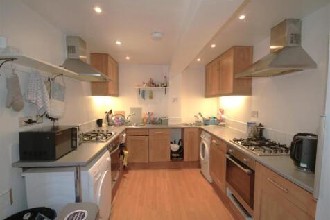 Kitchen a.JPG