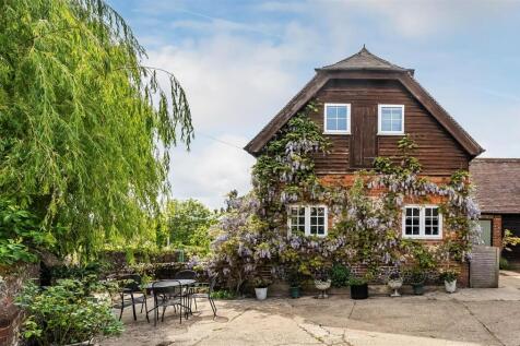 The-Byre-Cottage-4 Crop.jpg