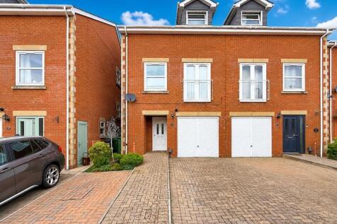 Ragnall Close