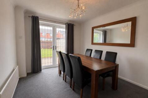 Bicknell Close, Great Sankey, Warrington photo 3