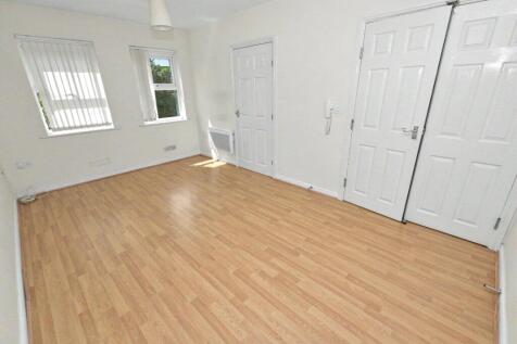 Lounge/Dining Area