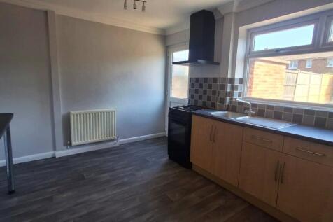Queen Elizabeth Road, Lincoln, Lincolnshire photo 4