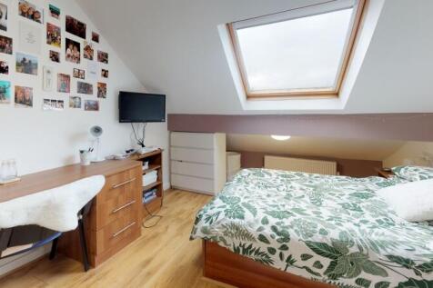 Brudenell Mount, Hyde Park, Leeds photo 5