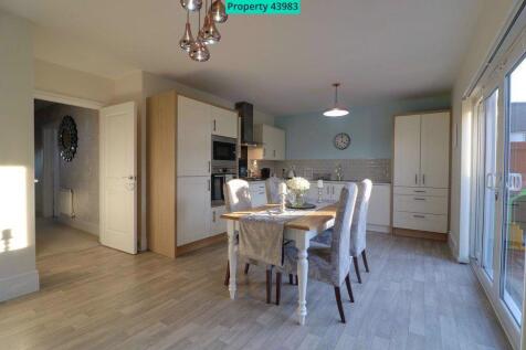 Norbreck Avenue, Crewe, CW2 7NW photo 4