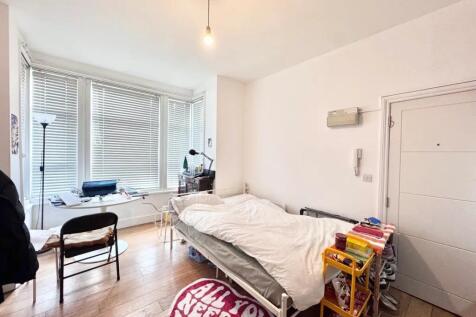 Studio for Rent