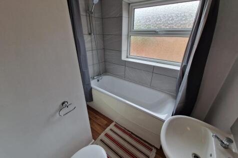 71 Tachbrook Road, Leamington Spa photo 5