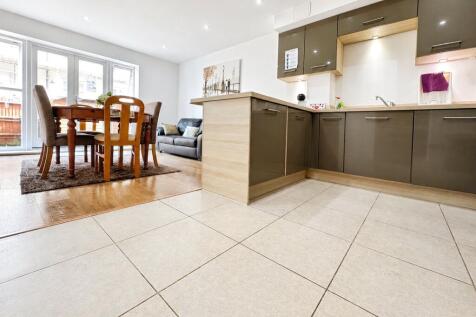 Westwood Drive, Canterbury, Kent, CT2 photo 4