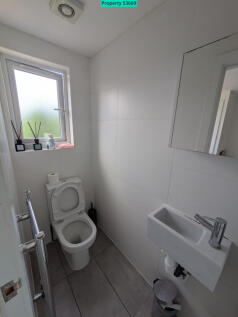 Ensuite bathroom