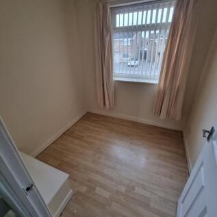 Bedroom 3.jpg
