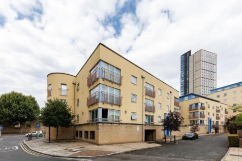 Garland Court F12...