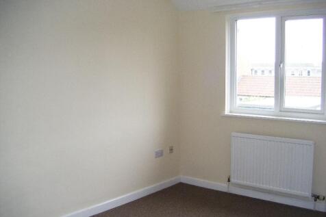 Causeway Close, Chippenham, Wiltshire, SN15 photo 5