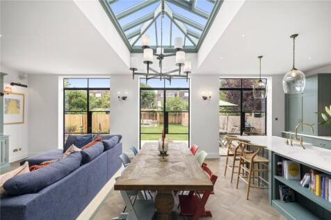 Dining/Family Area
