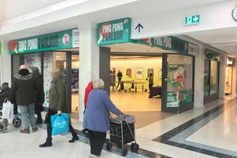 PHOTO 1  Unit 66  12 Thackeray Mall Fareham Shoppimg Centre.jpg