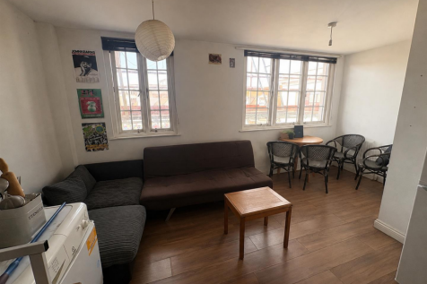 Lounge.png