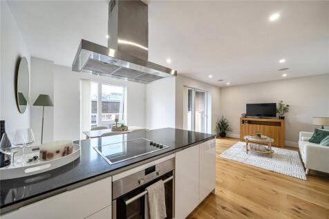 Reception/Kitchen