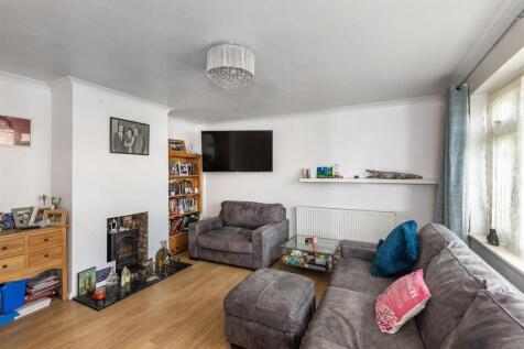 43 The Cherry Orchard, TN11 0HU 002.jpg