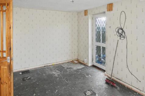 135 Axminster Close, Bransholme, Hull, East Yorkshire, HU7 4SE