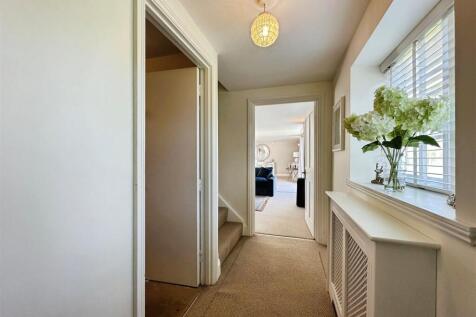 c4c9ef22-F-420E-873E-91E963464940-9048-000003B70F4