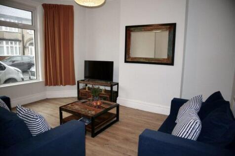 elm-hall-drive-mossley-hill-l18-1lf-997927
