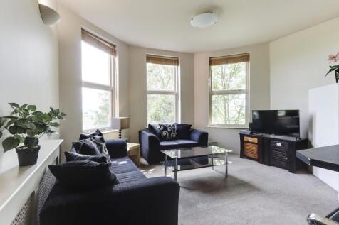 4-bed flat on Apartment 6, Westcliffe Court, 45-47 Lenton Road, The Park, Nottingham, Nottinghamshire, NG7, £2,218/mo