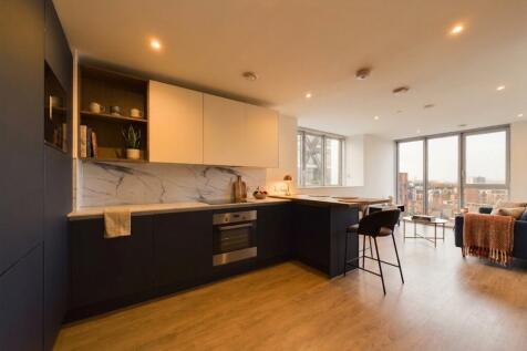 1-bed flat on Affinity Living, Manchester, New Bailey Street, Salford, £1,350/mo