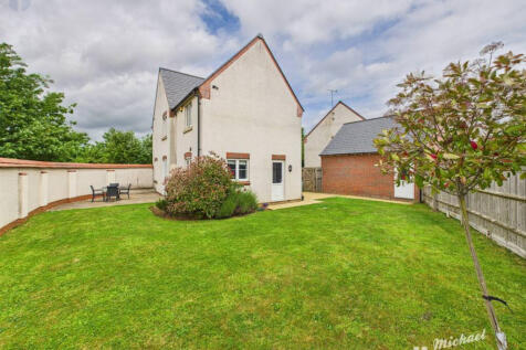 CAM03852G0-PR0296-STILL009-thumbnail-h750-70