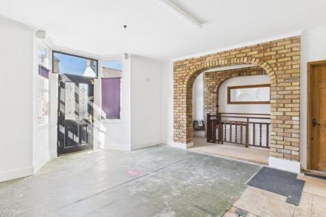 2  Medium  T202511051131.jpg