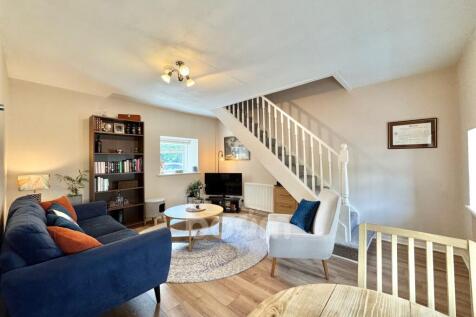 Park Court, Beith lounge pic