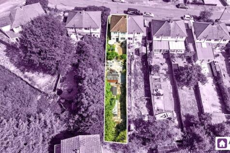 Rear Garden Overview