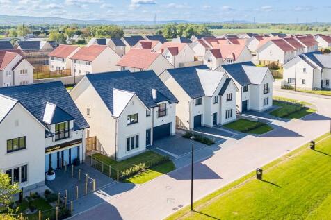 craighall village street scene | 3, 4 &amp; 5 bedroom homes for sale millerhill
