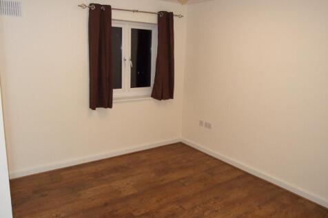 Tadros Court, High Wycombe, HP13 photo 4