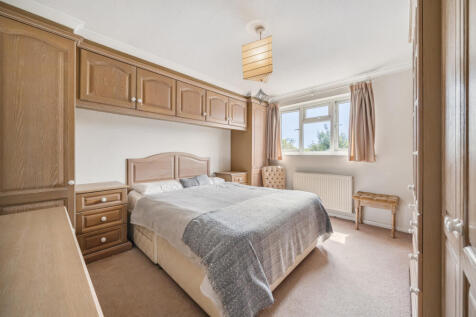 1310857-1-68554cd...